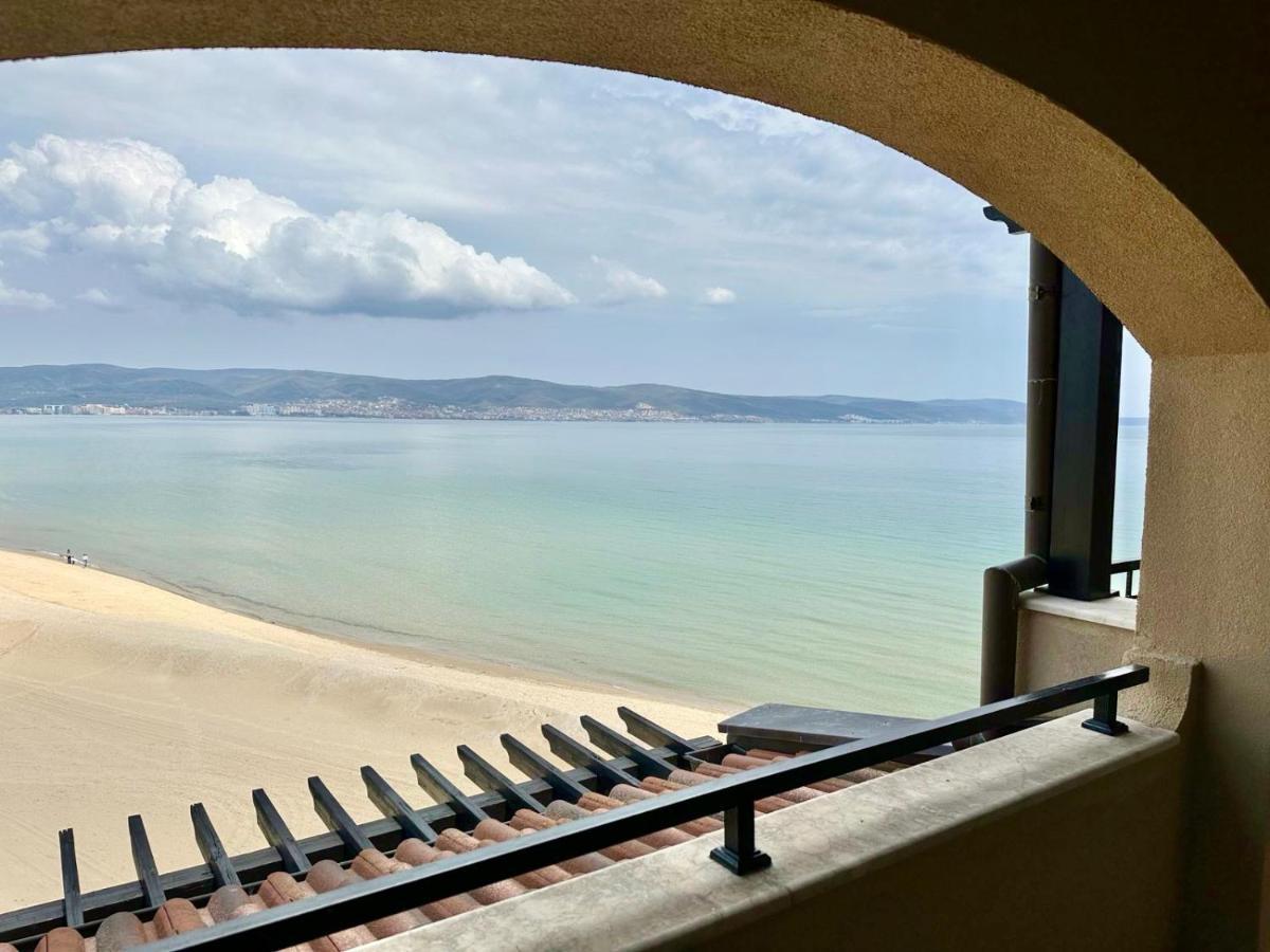 Oazis Vip Club Aparthotel Napospart Kültér fotó