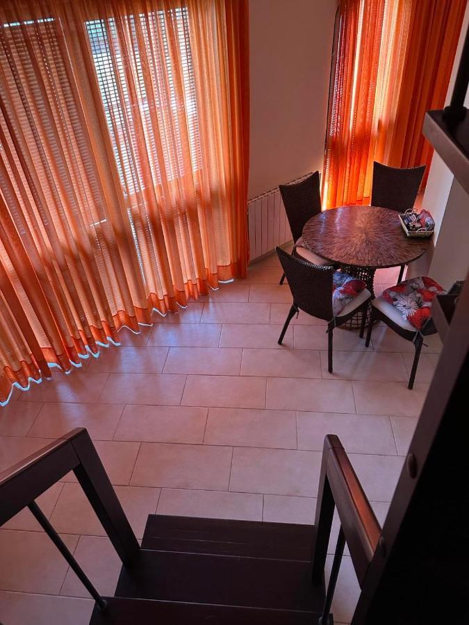 Oazis Vip Club Aparthotel Napospart Kültér fotó