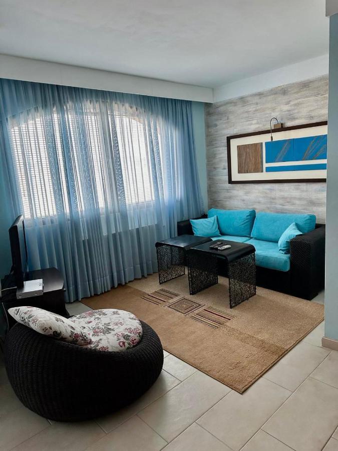Oazis Vip Club Aparthotel Napospart Kültér fotó
