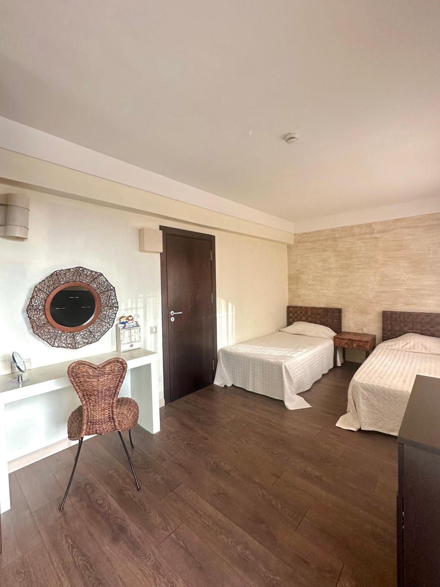 Oazis Vip Club Aparthotel Napospart Kültér fotó