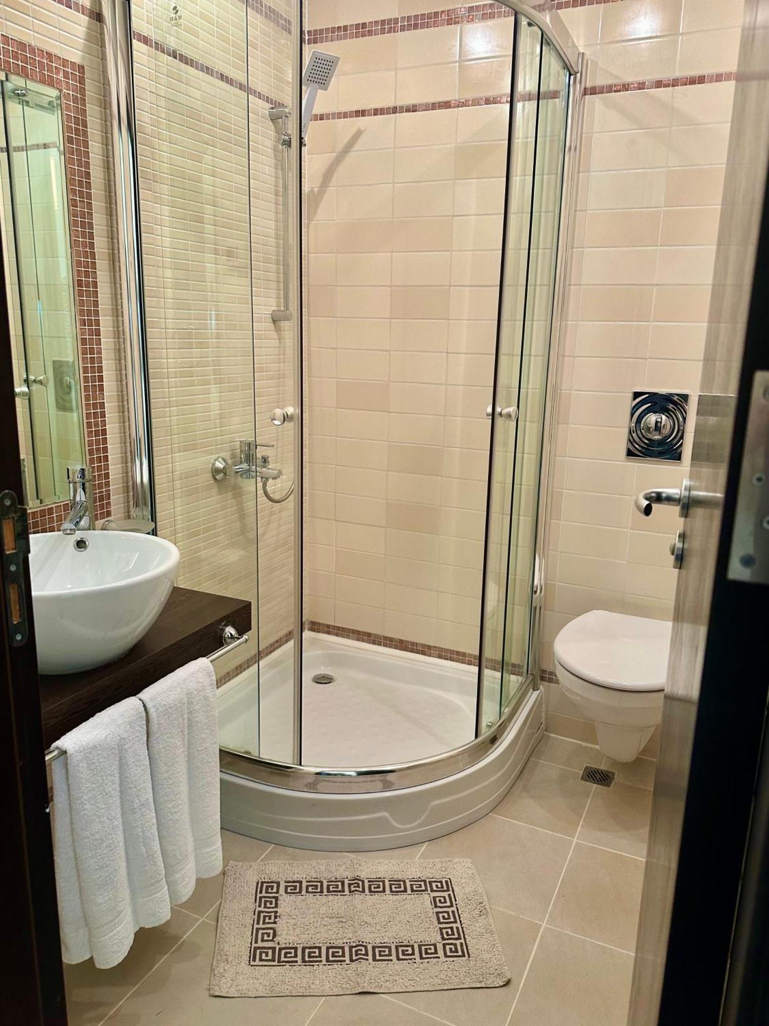 Oazis Vip Club Aparthotel Napospart Kültér fotó