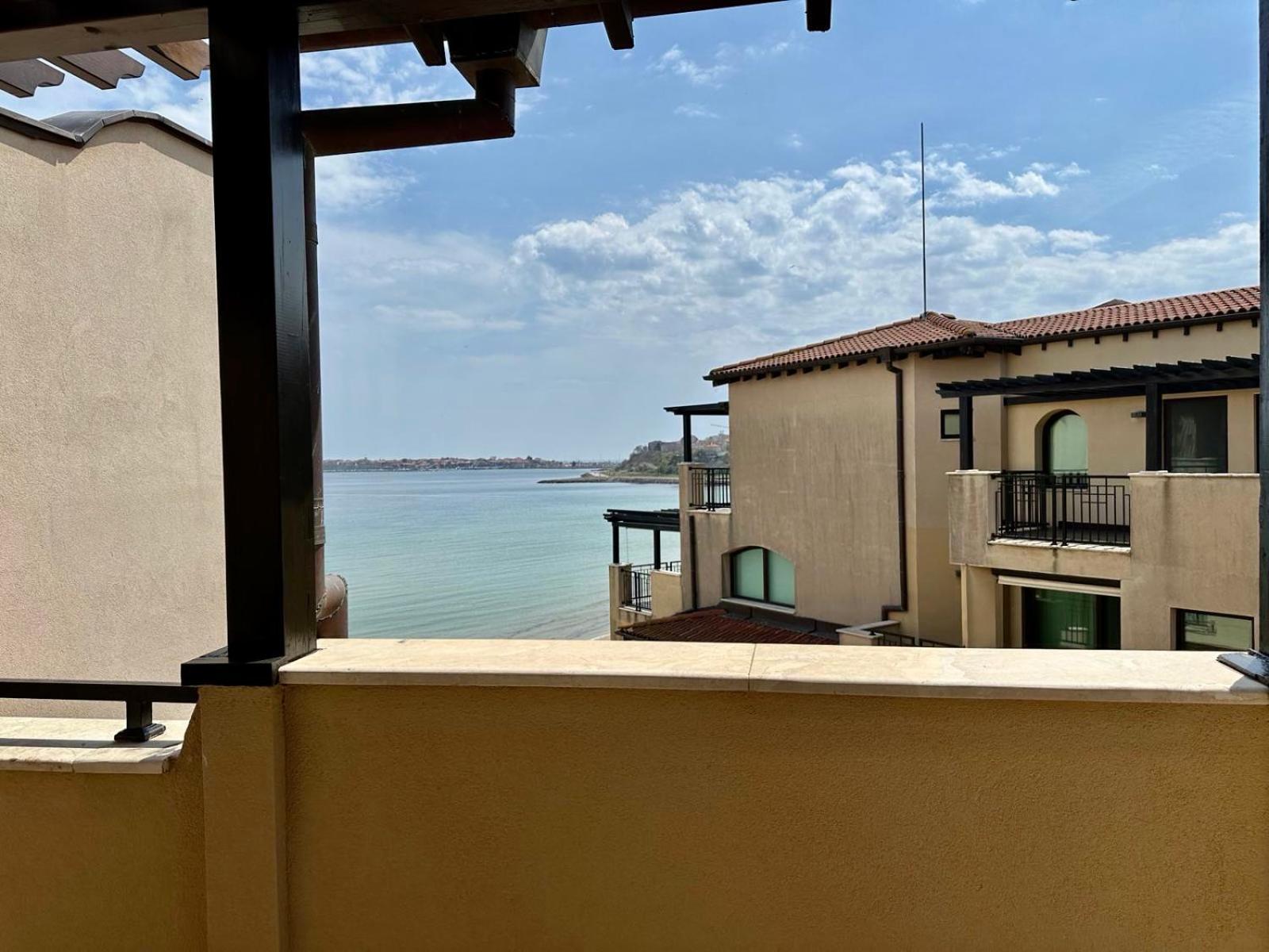Oazis Vip Club Aparthotel Napospart Kültér fotó