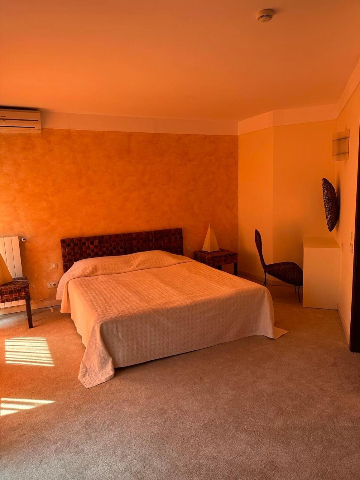 Oazis Vip Club Aparthotel Napospart Kültér fotó
