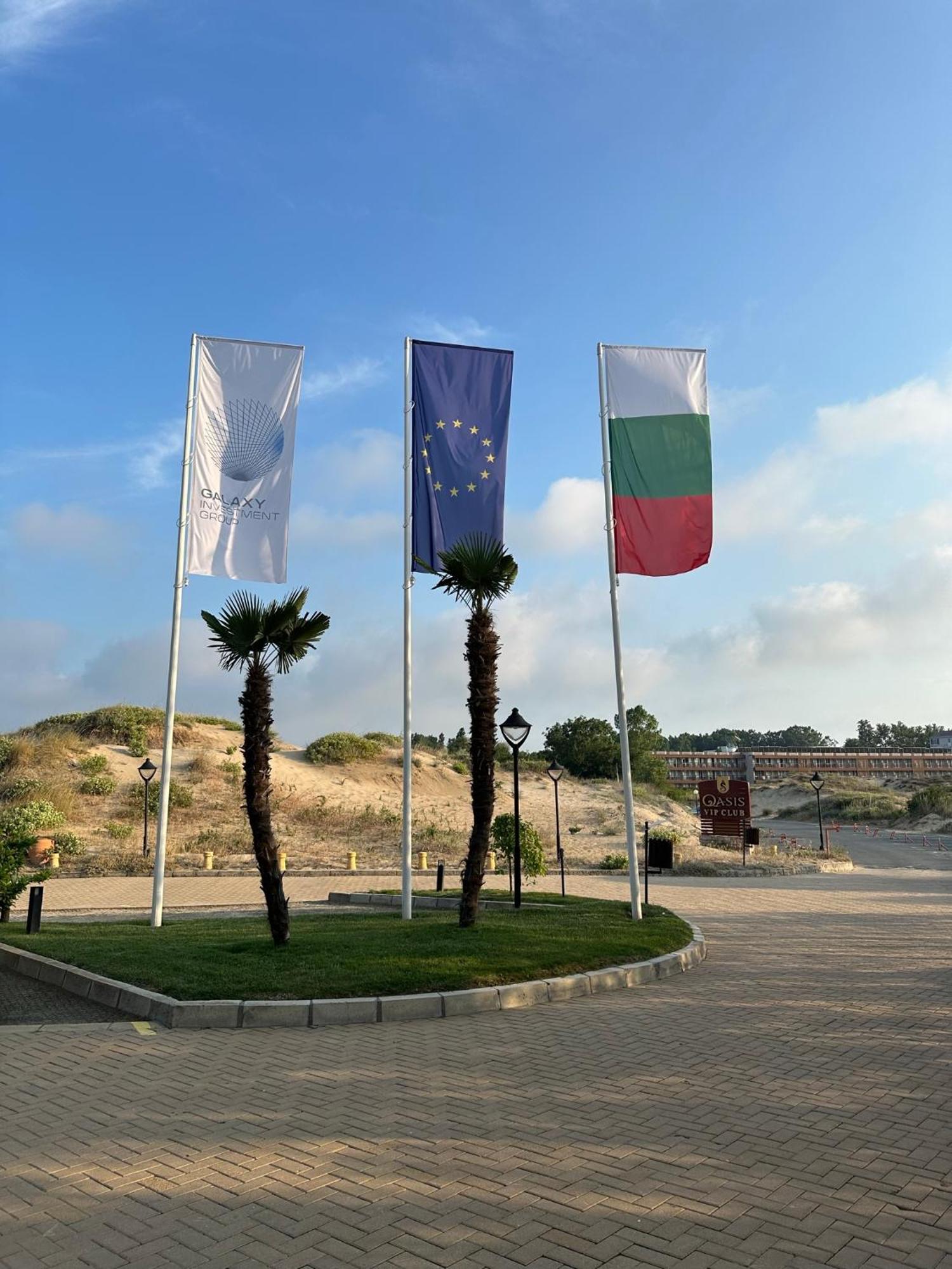 Oazis Vip Club Aparthotel Napospart Kültér fotó